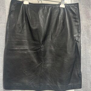 Ralph Lauren Black Croc-Embossed Pencil Skirt 100 percent leather
